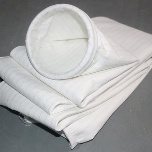 MC布袋除尘器涤纶针刺毡滤袋133*2.5M